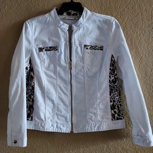 Chico's Platinum Pre Washed White/Leopard Denim Suit Size 2- 2.5(12-14R)